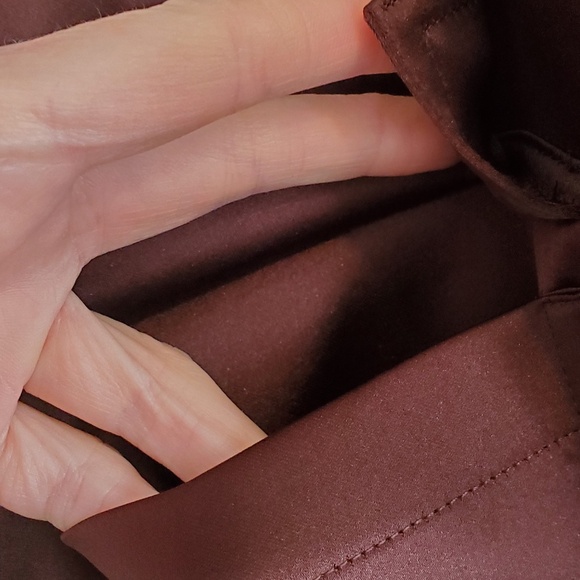 NWT Chestnut Brown Simply Vera VeraWang button down shirt, size M - Picture 9 of 9